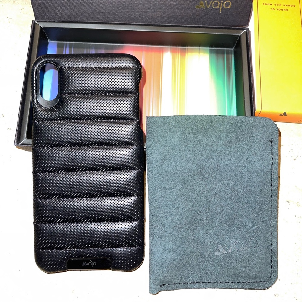 Brand new in box! Baja grip Matelasse black Pontille all leather case XS Max